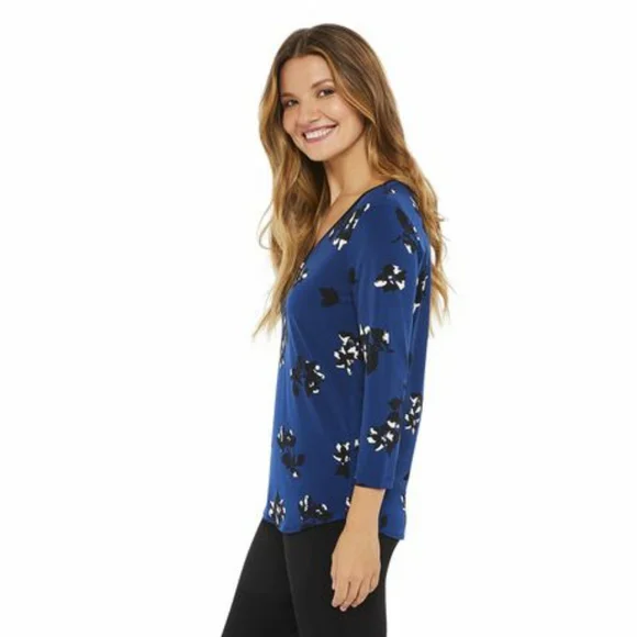 Brand new floral 3/4 Sleeve Zip Front Top - Picture 2 of 6